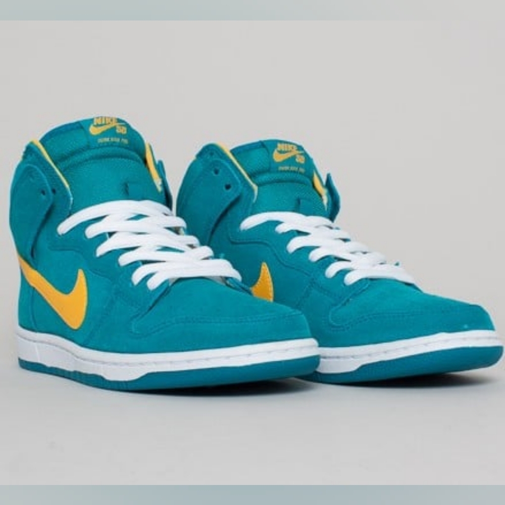 Nike SB Dunk Hi Tropical Teal and University Gold (2013) - Picture 3 of 17